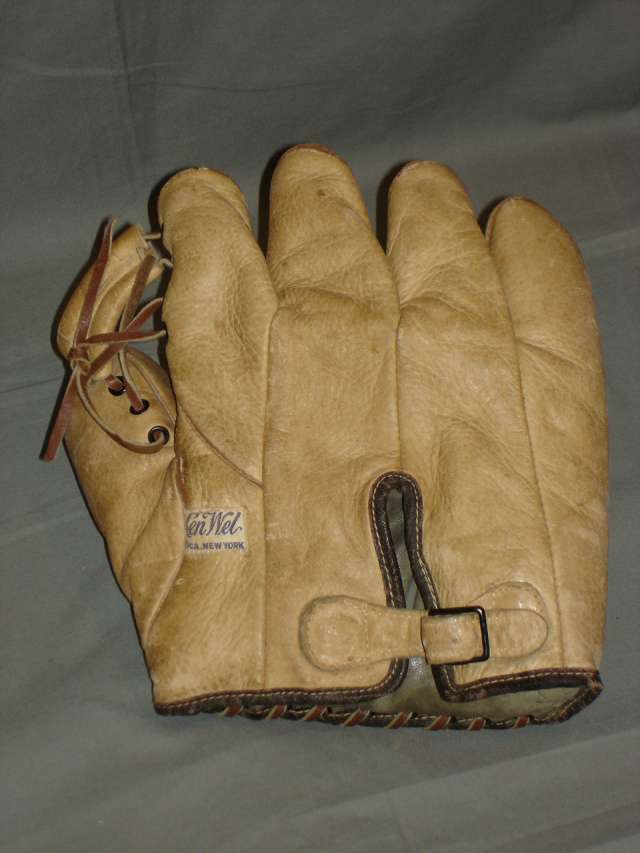 Edd J. Roush Ken Wel 531 Back